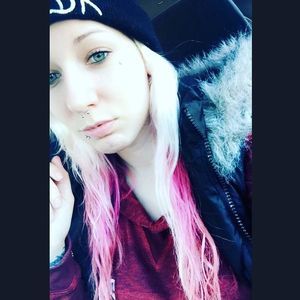 Meet your Posher, Casey